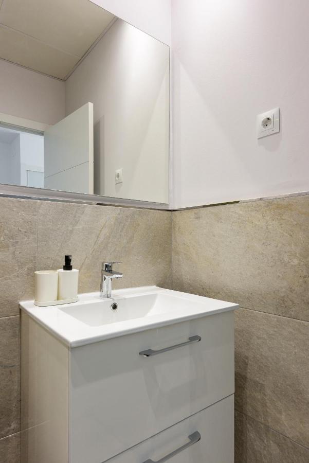 דירות מאלגה Charming Loft A מראה חיצוני תמונה