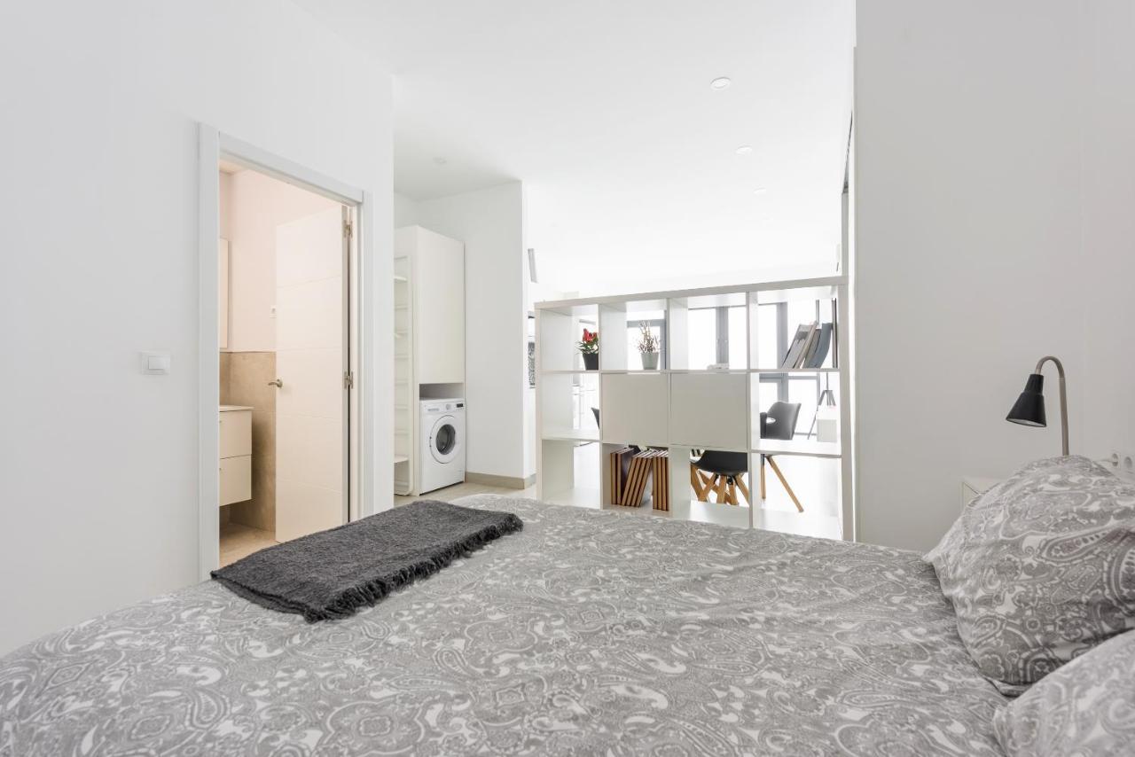דירות מאלגה Charming Loft A מראה חיצוני תמונה